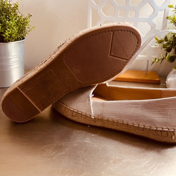 MARC FISHER METALLIC ESPADRILLE - Picture 4 of 9